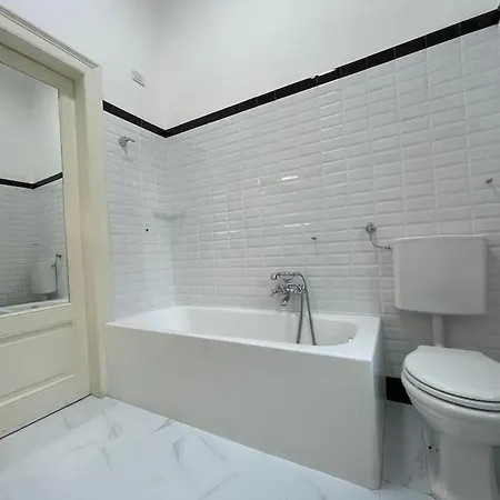 Bg Central President Suite Con Parcheggio - Vista Citta Alta Bergamo Exterior photo